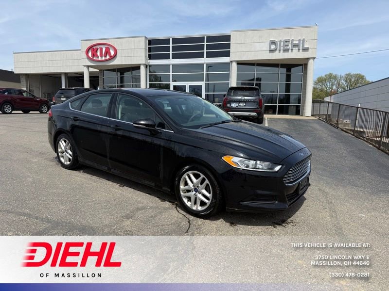 Used 2016 Ford Fusion SE FWD video 1