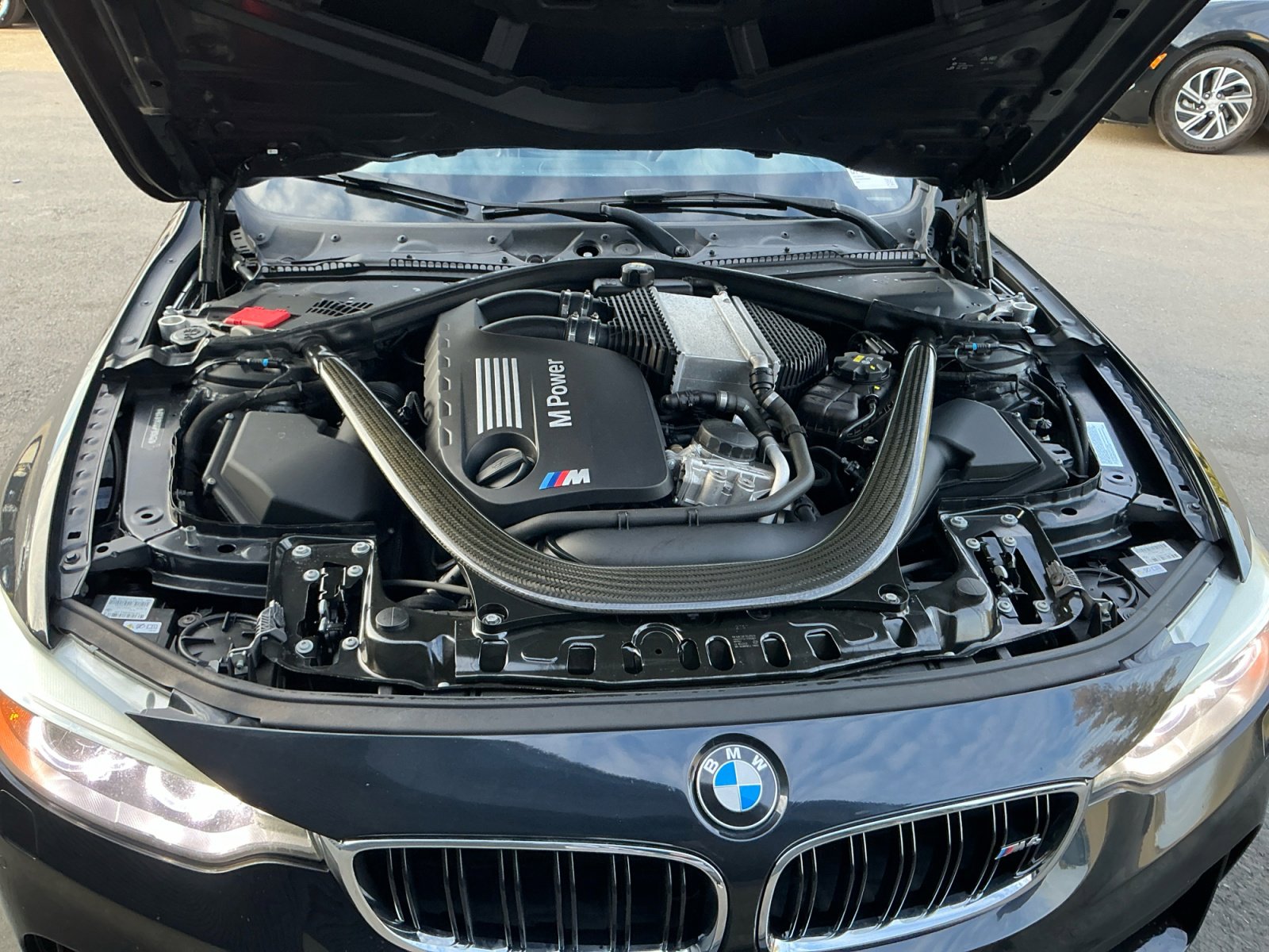 Used 2016 BMW M4 Convertible image 20