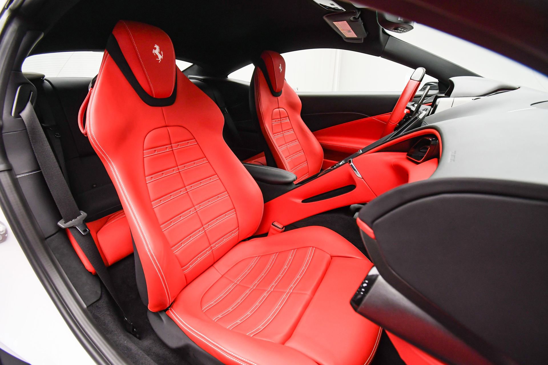 Used 2024 Ferrari Roma image 17