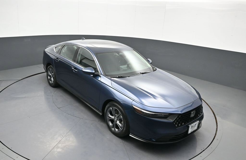 Certified 2023 Honda Accord EX image 36