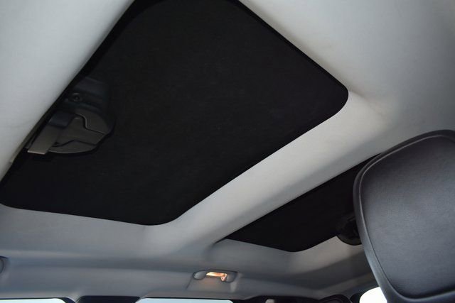 Used 2017 Jeep Renegade Limited image 30