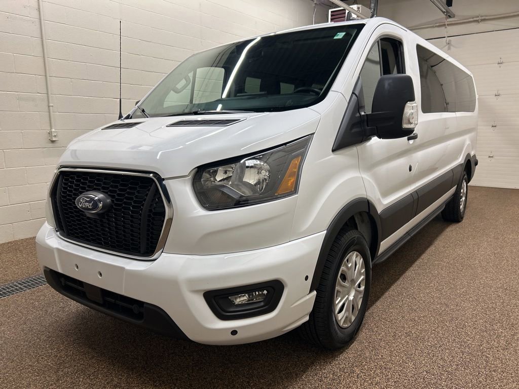Used 2024 Ford Transit 350 XLT image 5