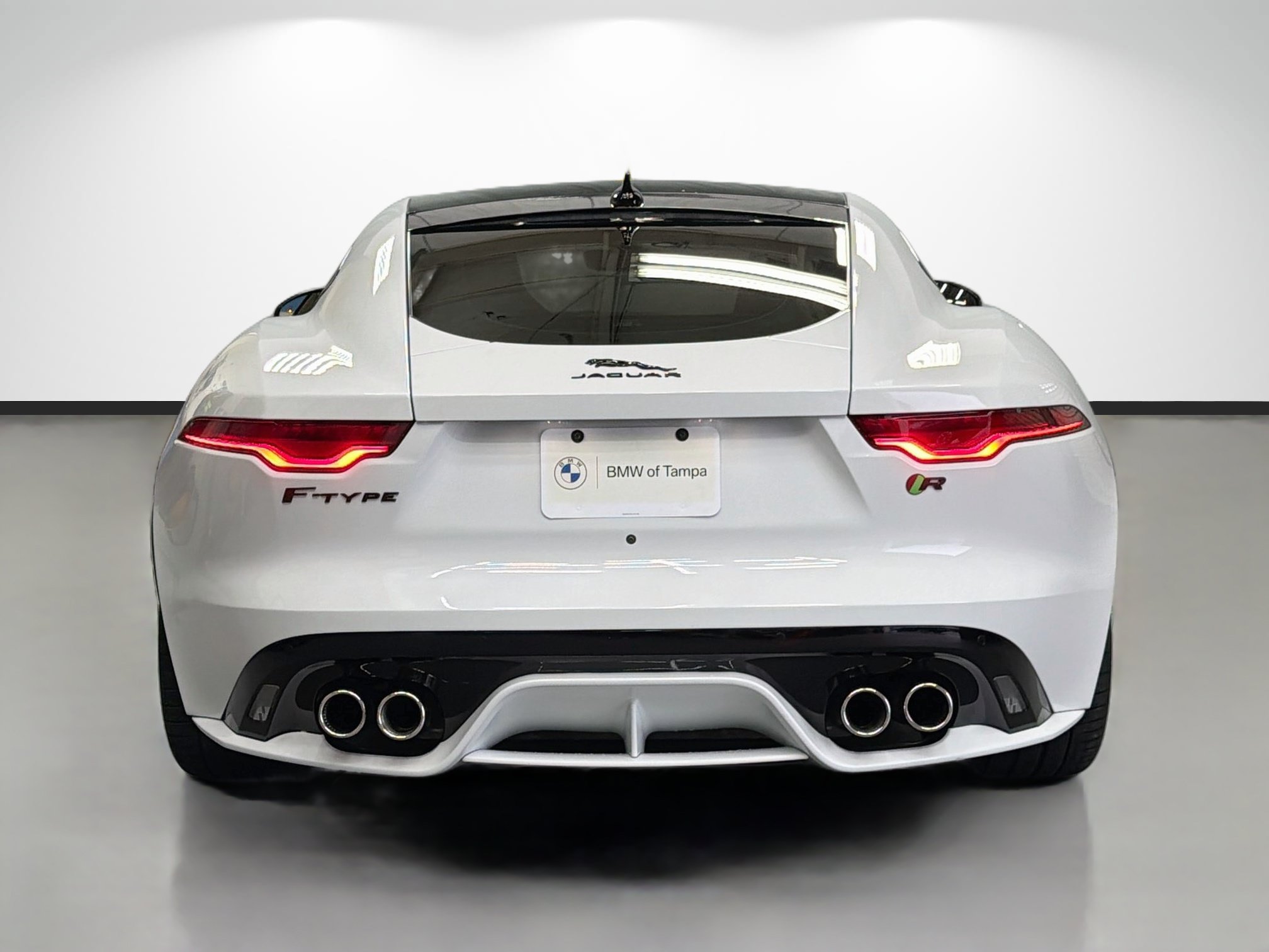 Used 2022 Jaguar F-TYPE R AWD/4WD image 4