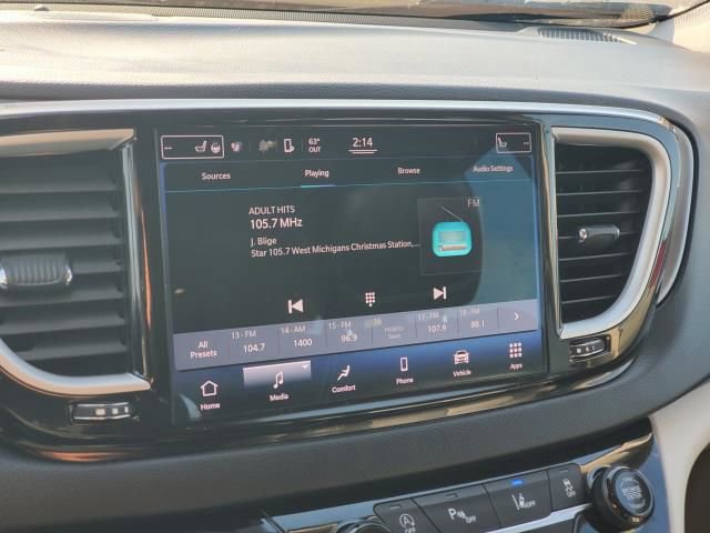 Used 2022 Chrysler Pacifica Touring-L image 25