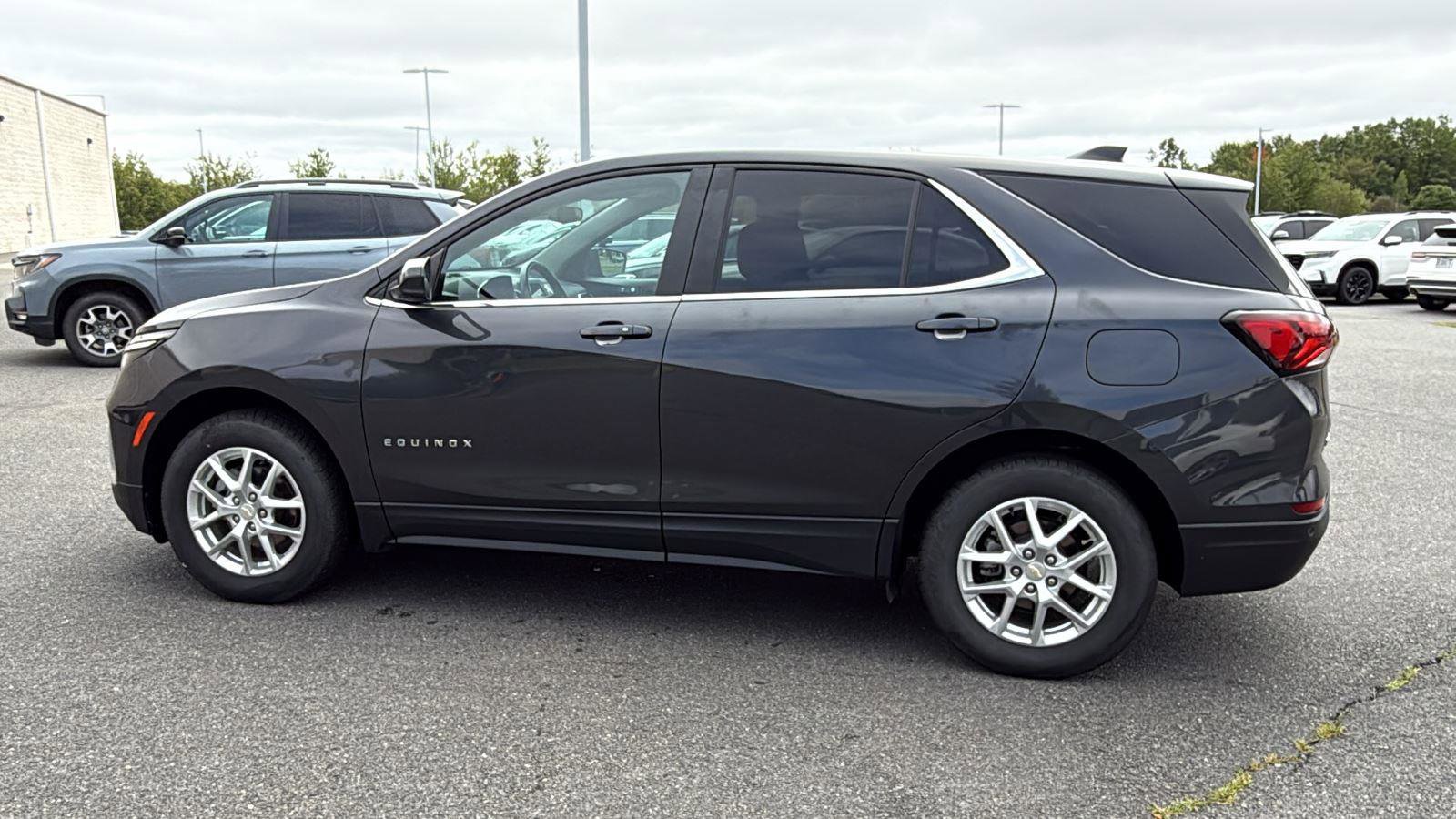 Used 2022 Chevrolet Equinox LT image 10