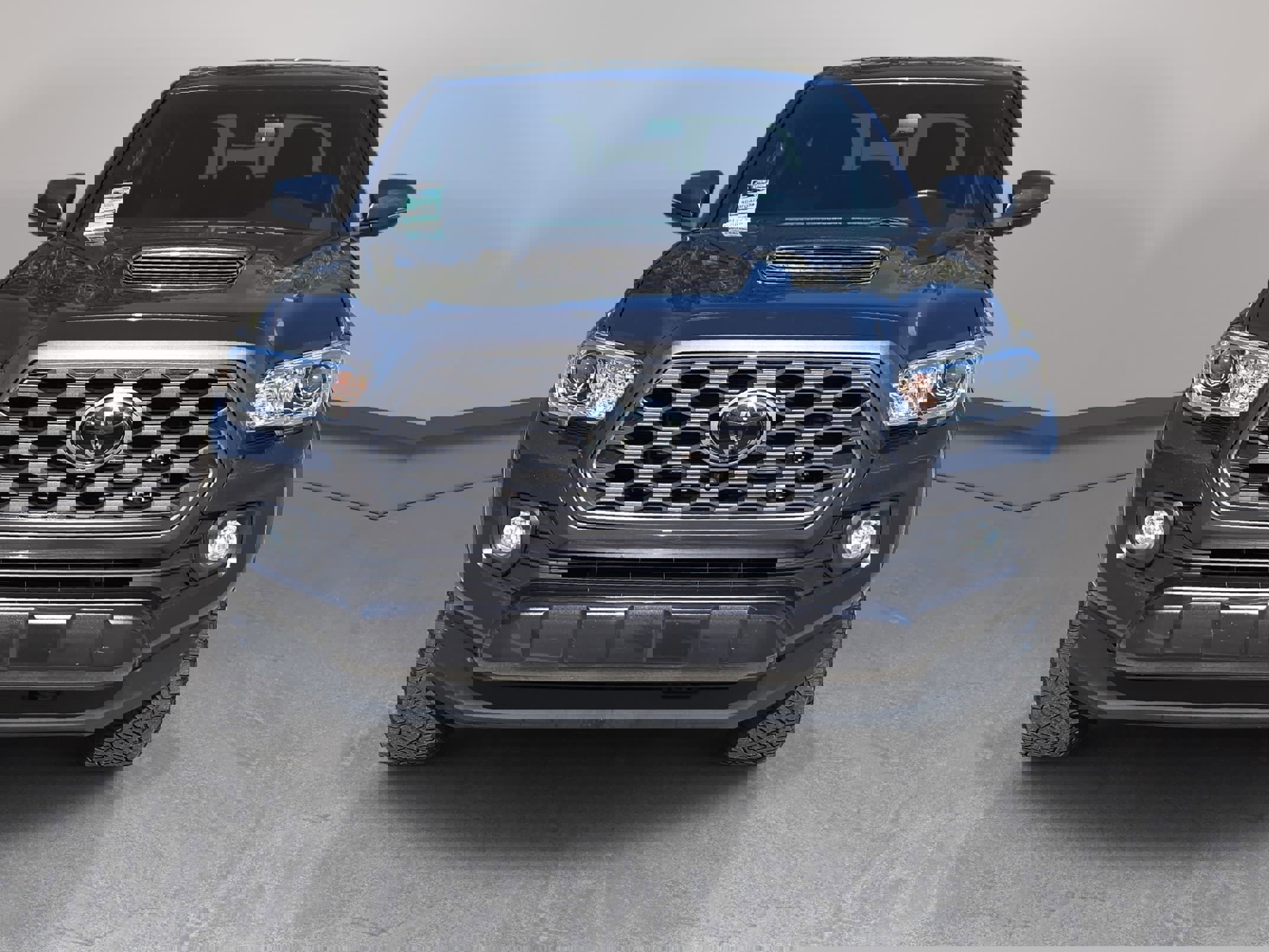 Used 2023 Toyota Tacoma TRD Sport w/ Advanced Technology Package image 2