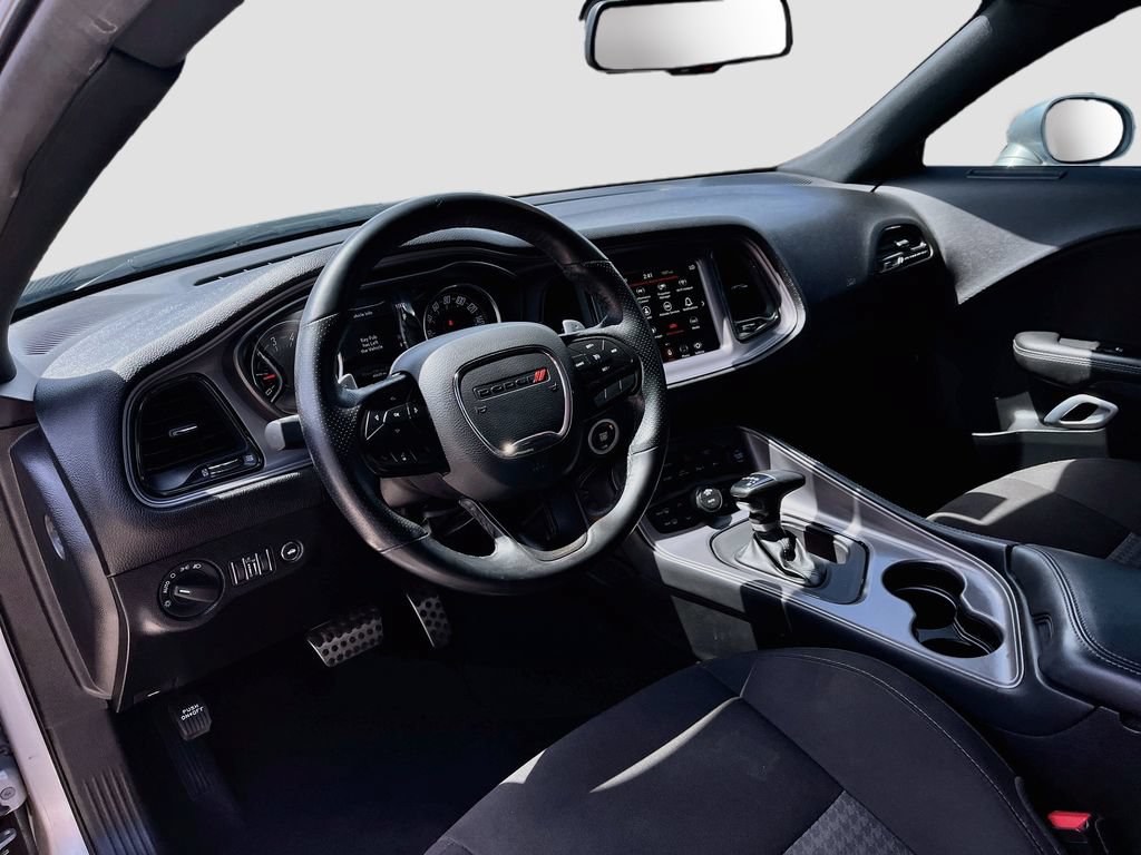Used 2023 Dodge Challenger R/T RWD image 9