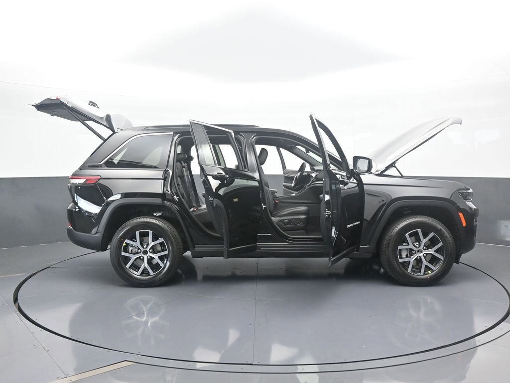 Used 2025 Jeep Grand Cherokee Limited image 61
