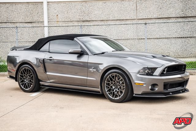 Used 2014 Ford Mustang Shelby GT500 w/ Equipment Group 821A RWD image 37