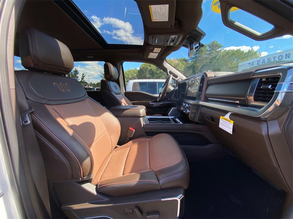 Used 2025 Ford F450 King Ranch image 9