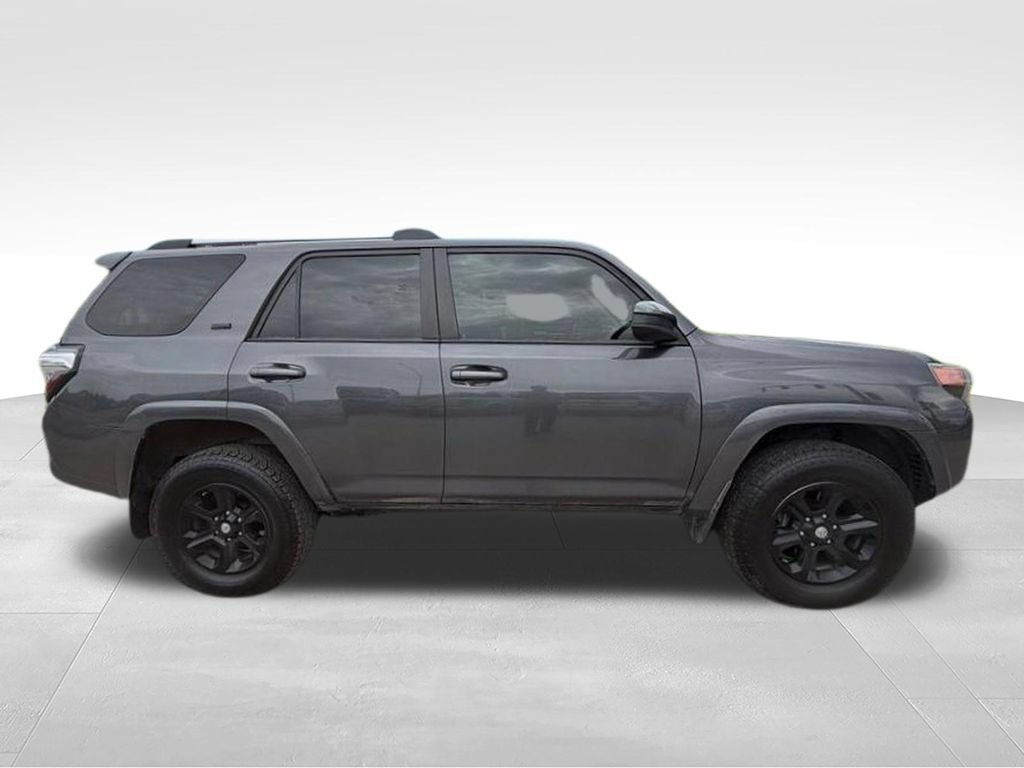 Used 2021 Toyota 4Runner SR5 AWD/4WD image 6