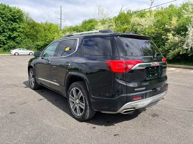 Used 2019 GMC Acadia Denali w/ Technology Package AWD/4WD image 3