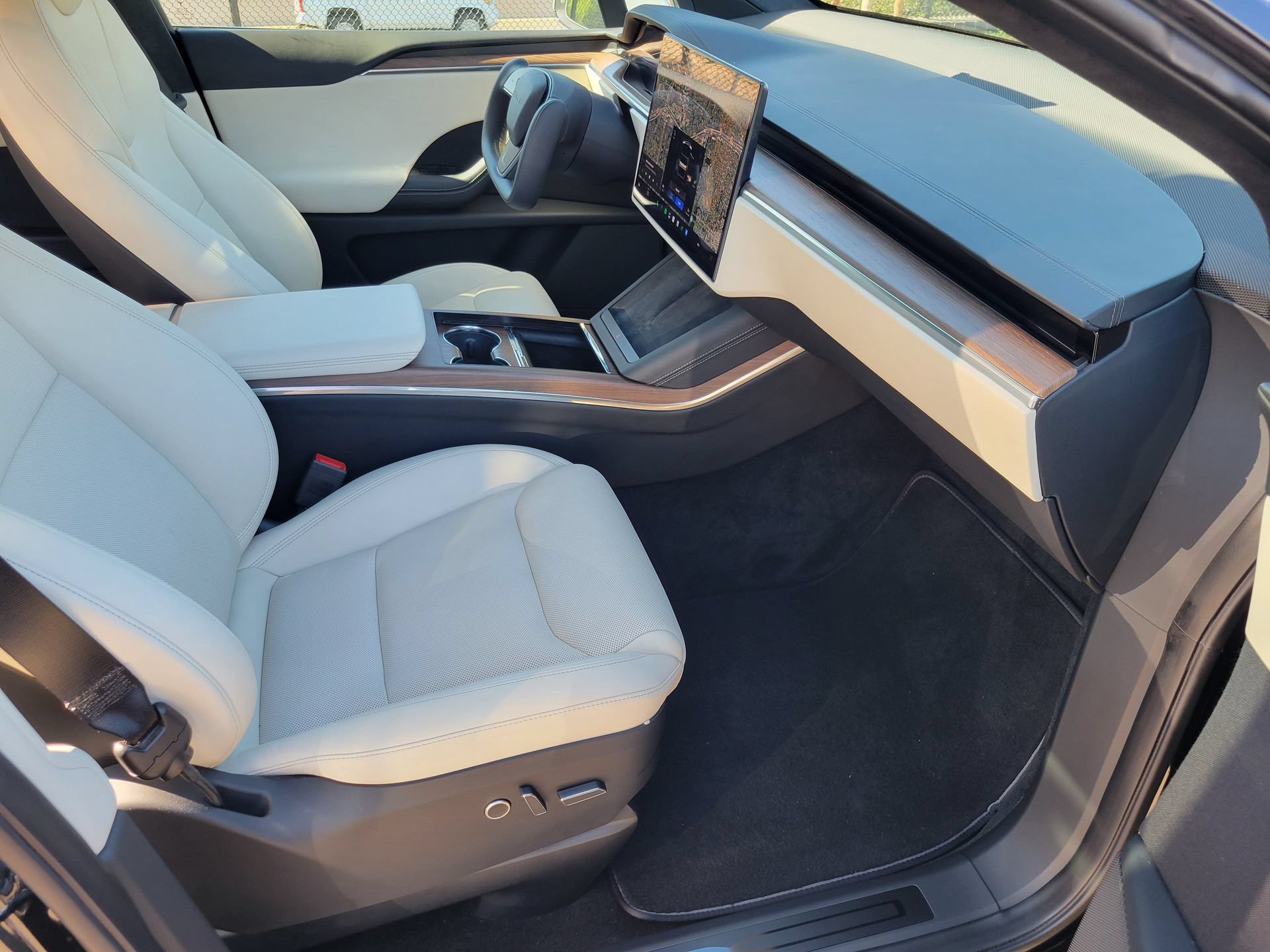 Used 2022 Tesla Model X AWD/4WD image 22