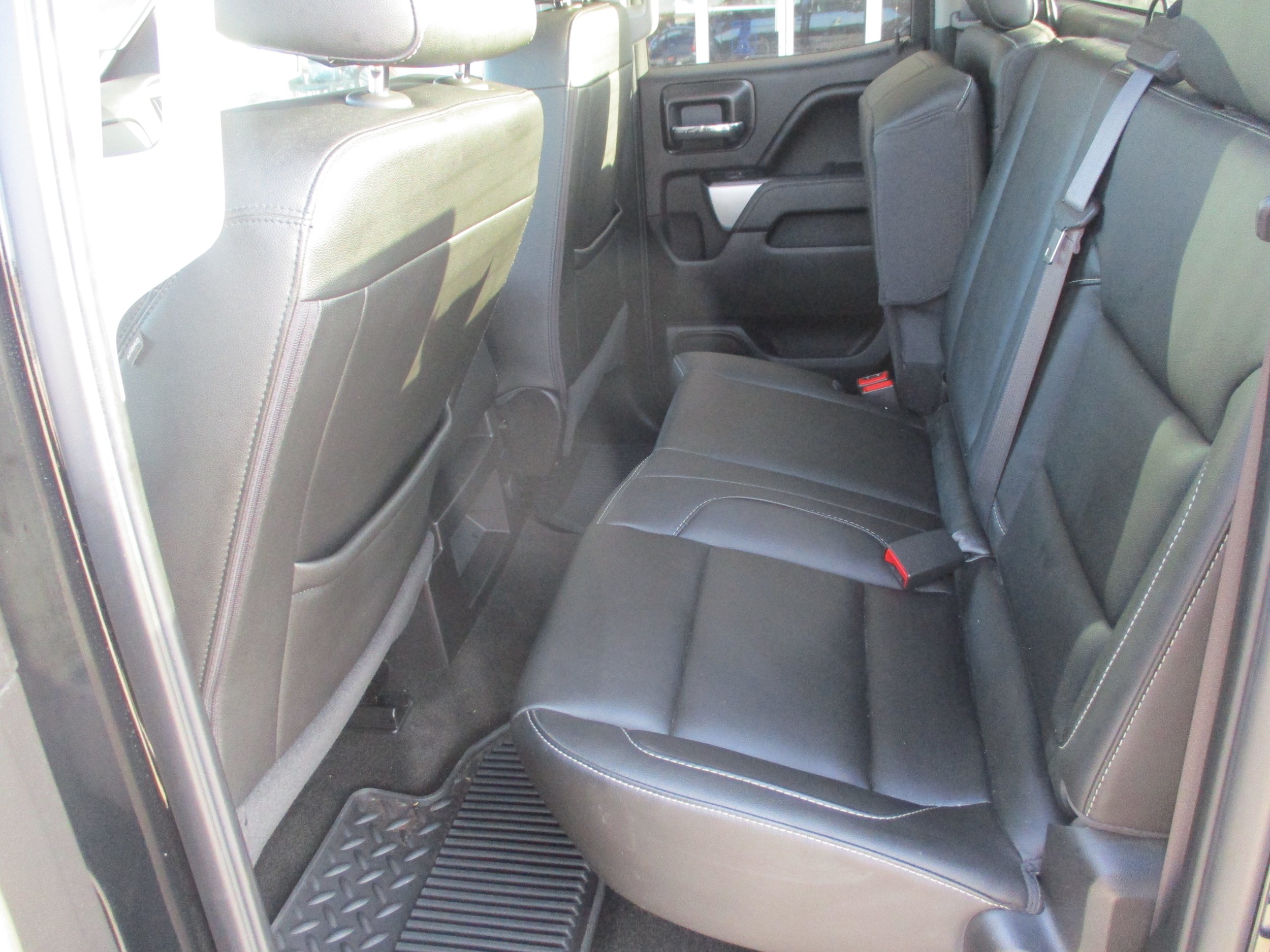 Used 2017 Chevrolet Silverado 1500 LT w/ All Star Edition AWD/4WD image 7