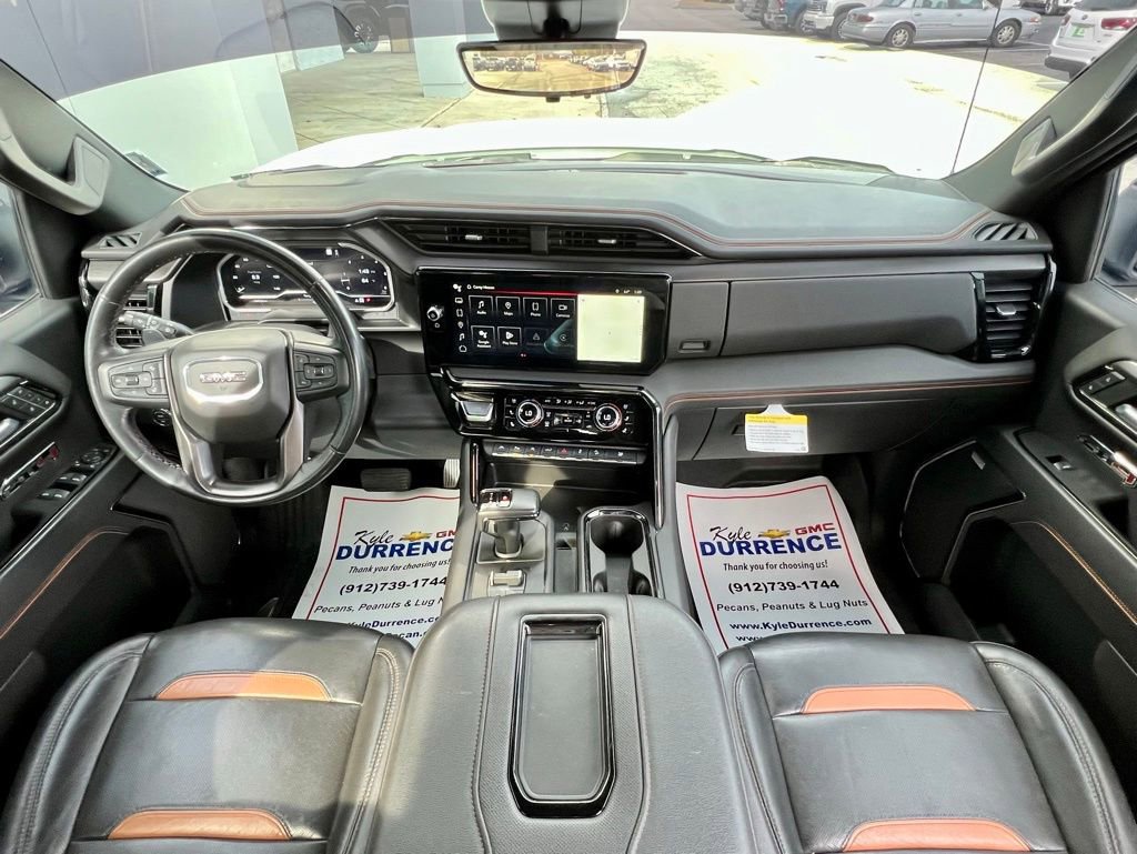 Used 2022 GMC Sierra 1500 AT4 w/ AT4 Premium Package image 2