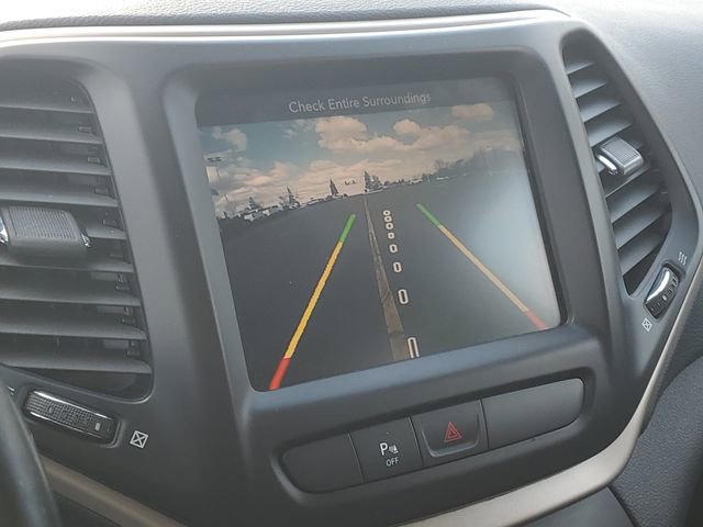 Used 2016 Jeep Cherokee 75th Anniversary AWD/4WD image 14