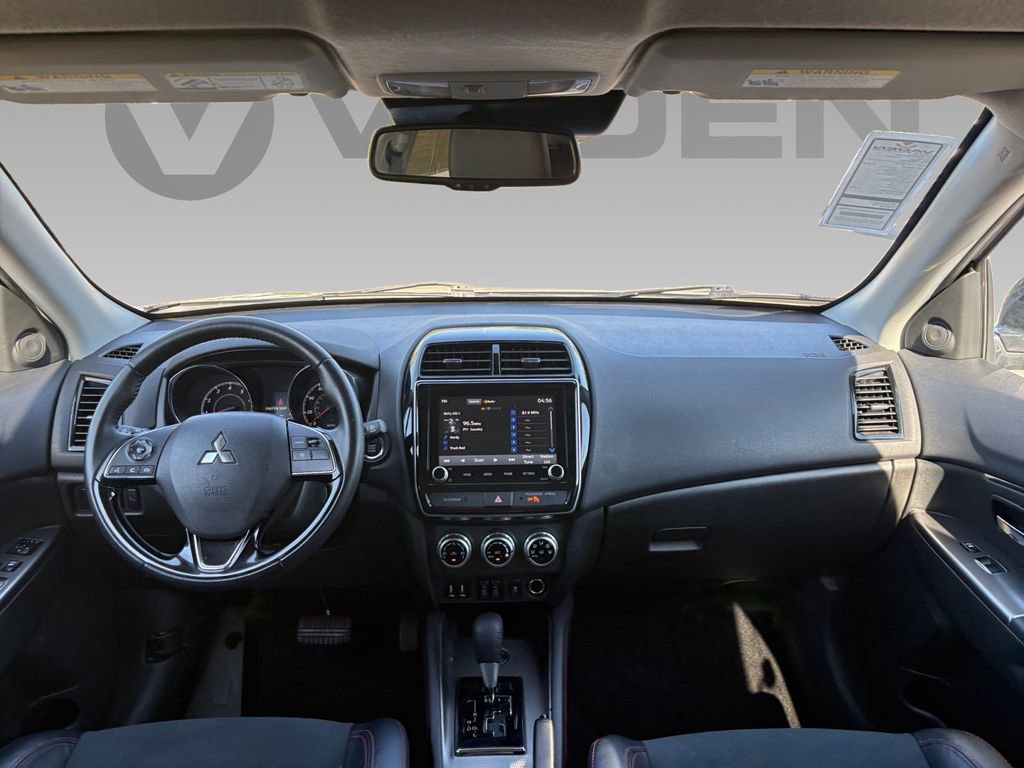 Used 2024 Mitsubishi Outlander Sport AWD image 3