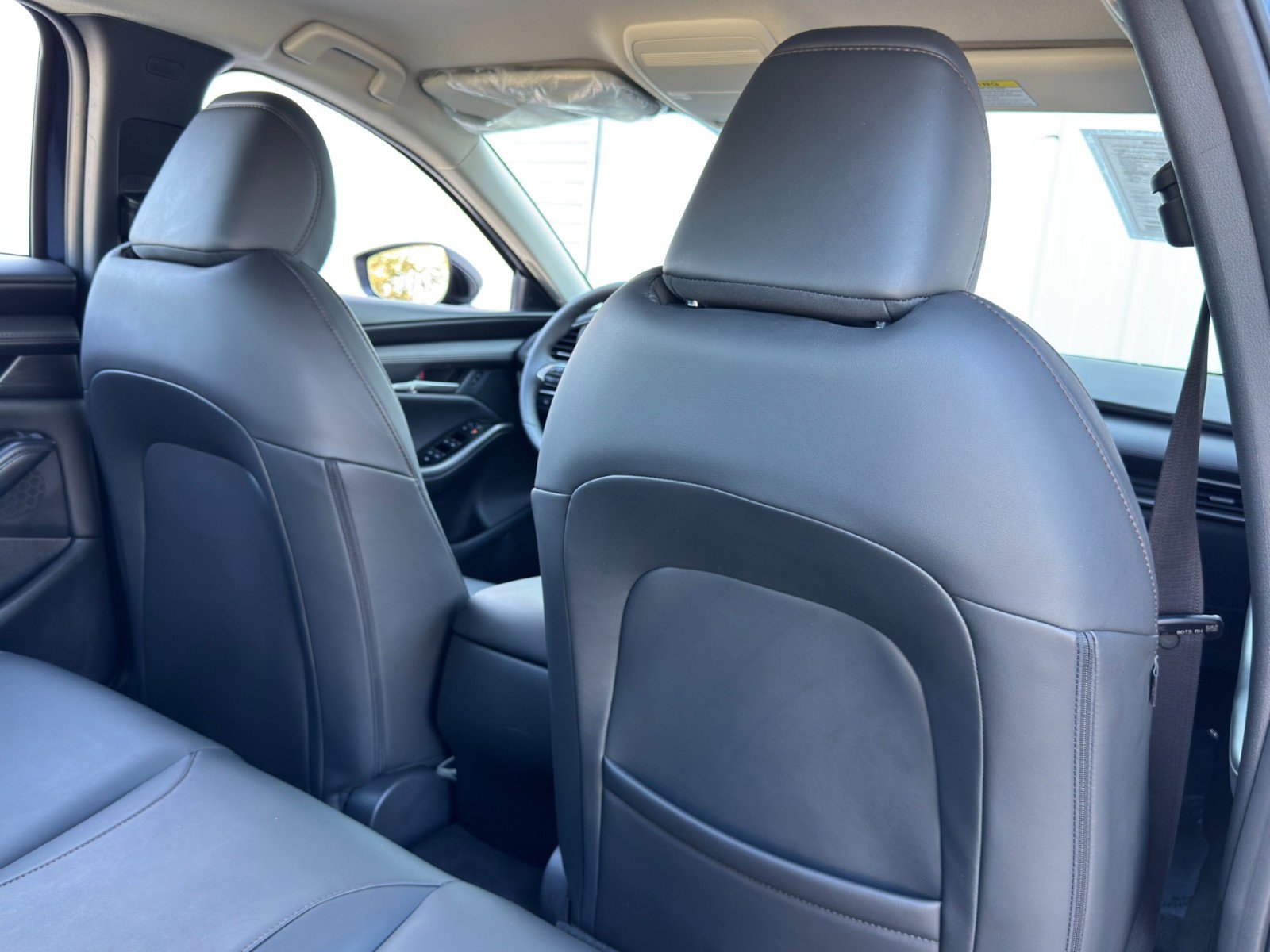 Used 2025 MAZDA MAZDA3 s image 33