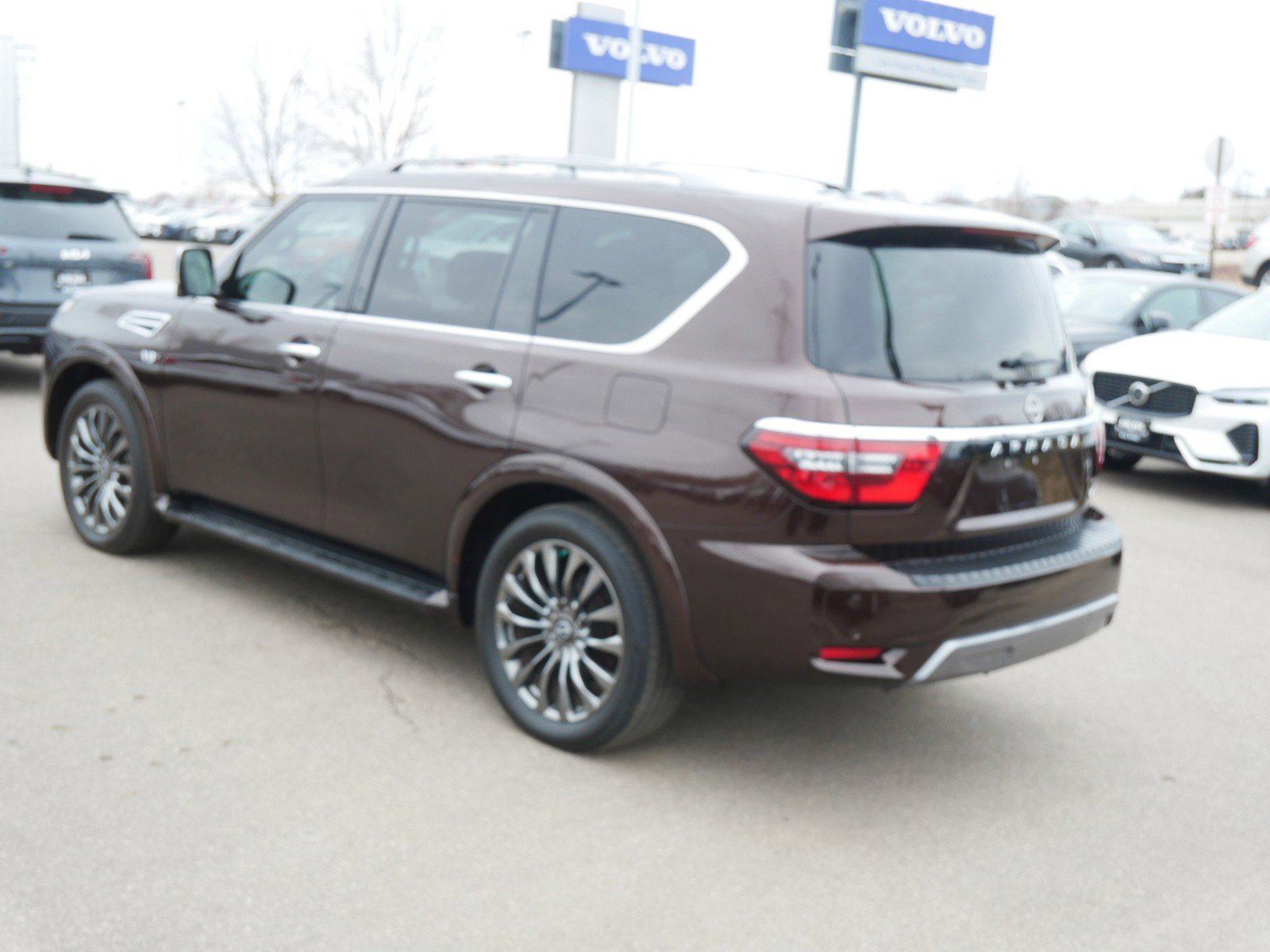 Used 2021 Nissan Armada Platinum w/ Captain's Chairs Package image 5