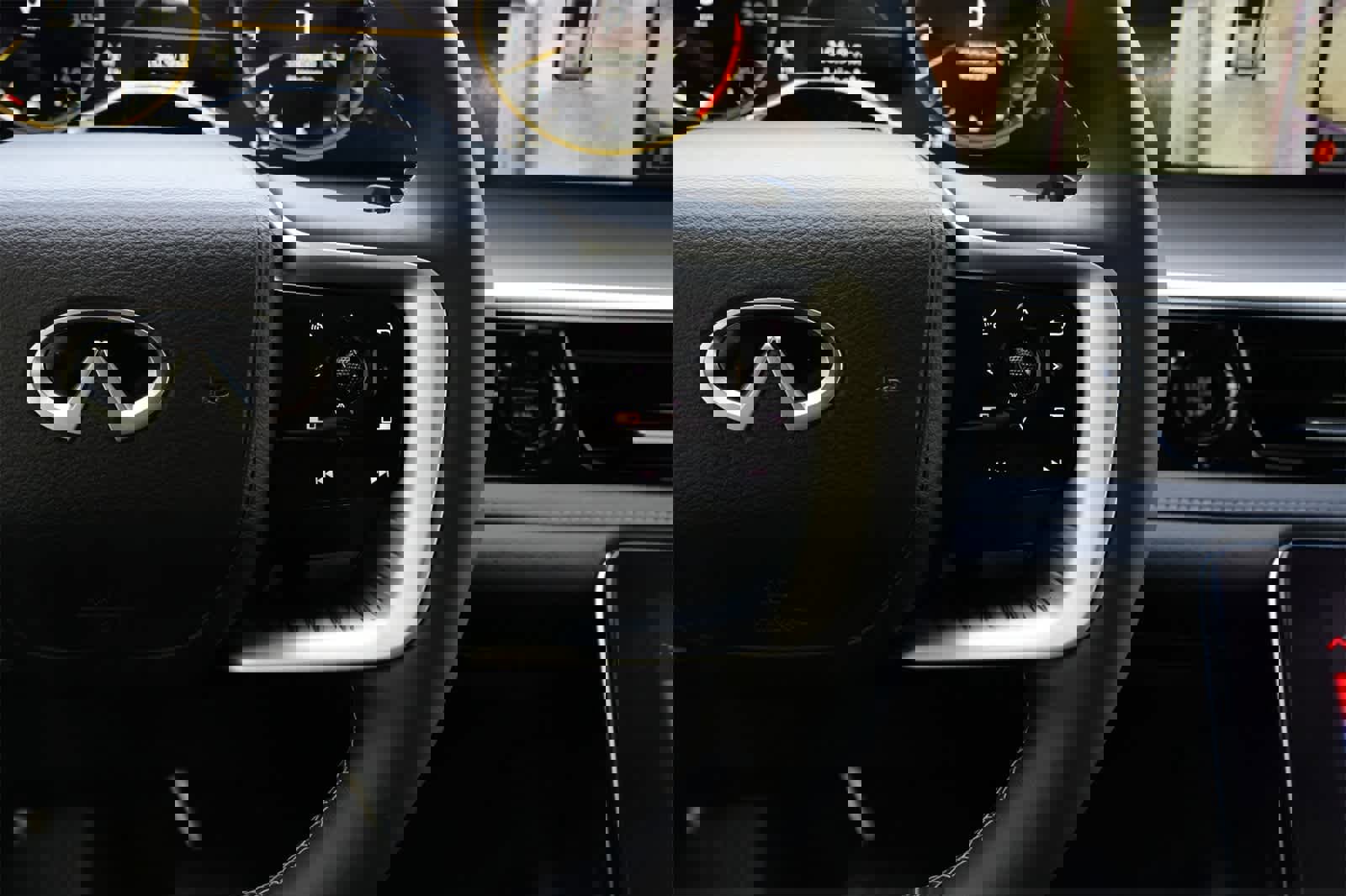 New 2025 INFINITI QX80 Luxe w/ Cargo Package image 11