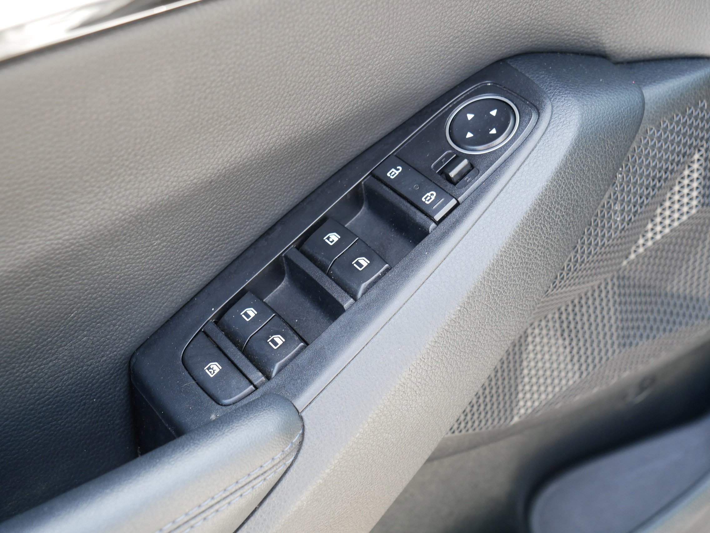 Used 2023 Kia Seltos S image 15