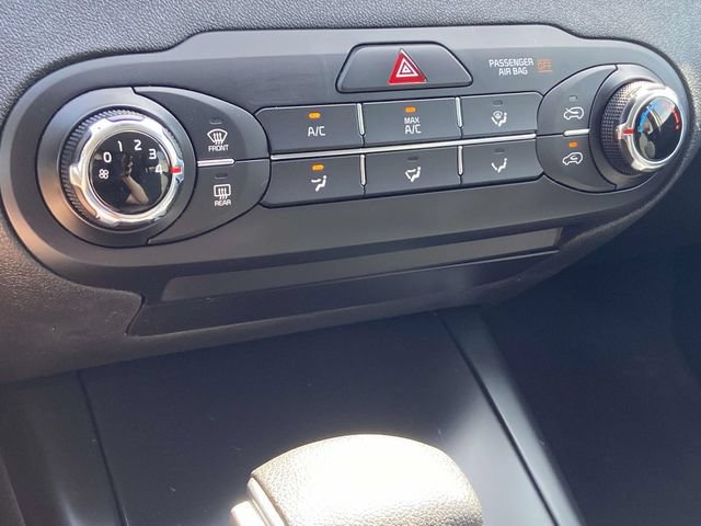 Used 2020 Kia Sorento FWD V6 image 24