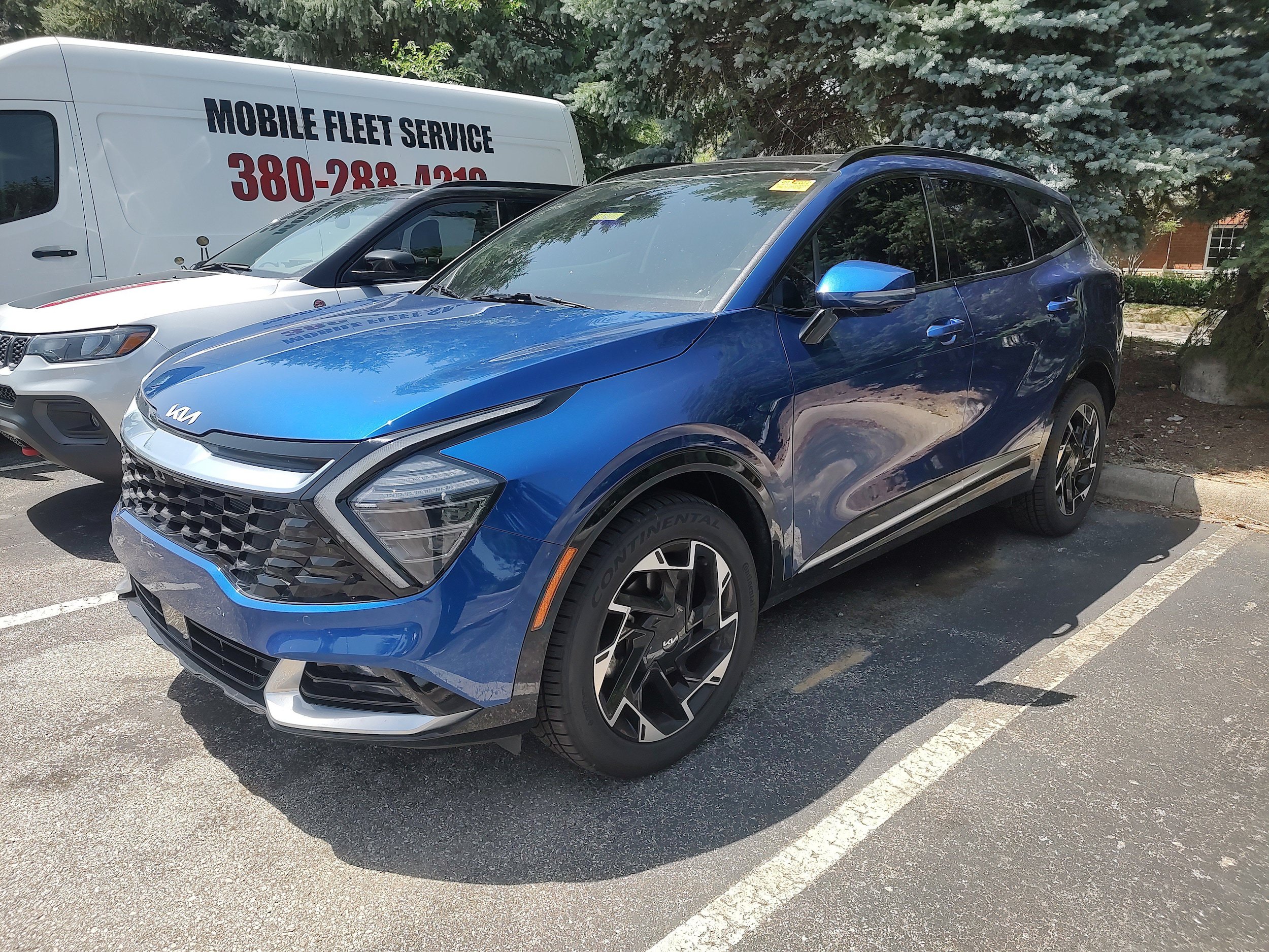 Used 2023 Kia Sportage SX AWD/4WD image 4