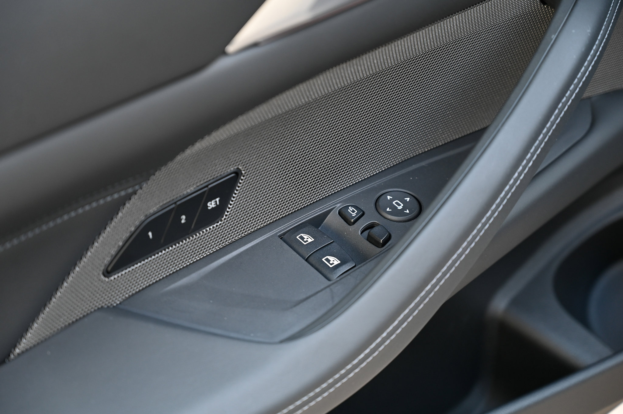 Used 2025 BMW M4 xDrive Competition w/ Carbon Package image 22