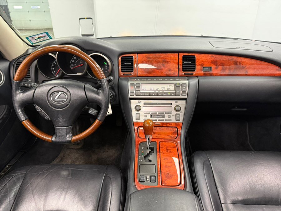 Used 2002 Lexus SC 430 2dr Convertible image 54