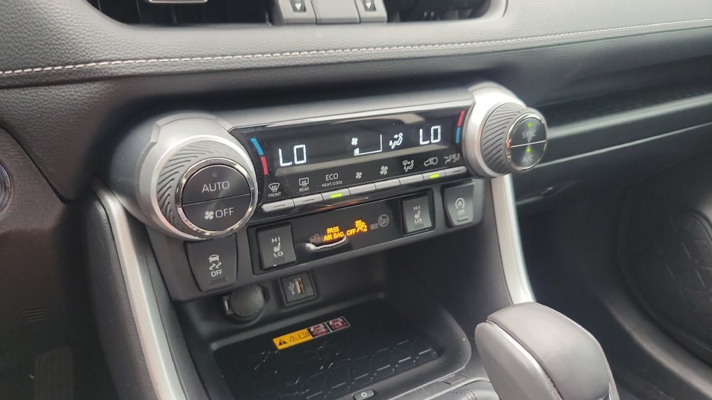 Certified 2023 Toyota RAV4 XLE Premium FWD image 19