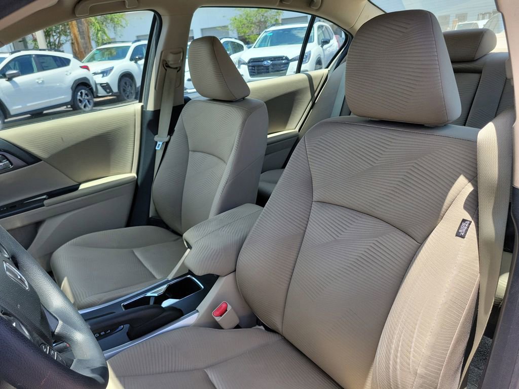 Used 2014 Honda Accord LX image 17