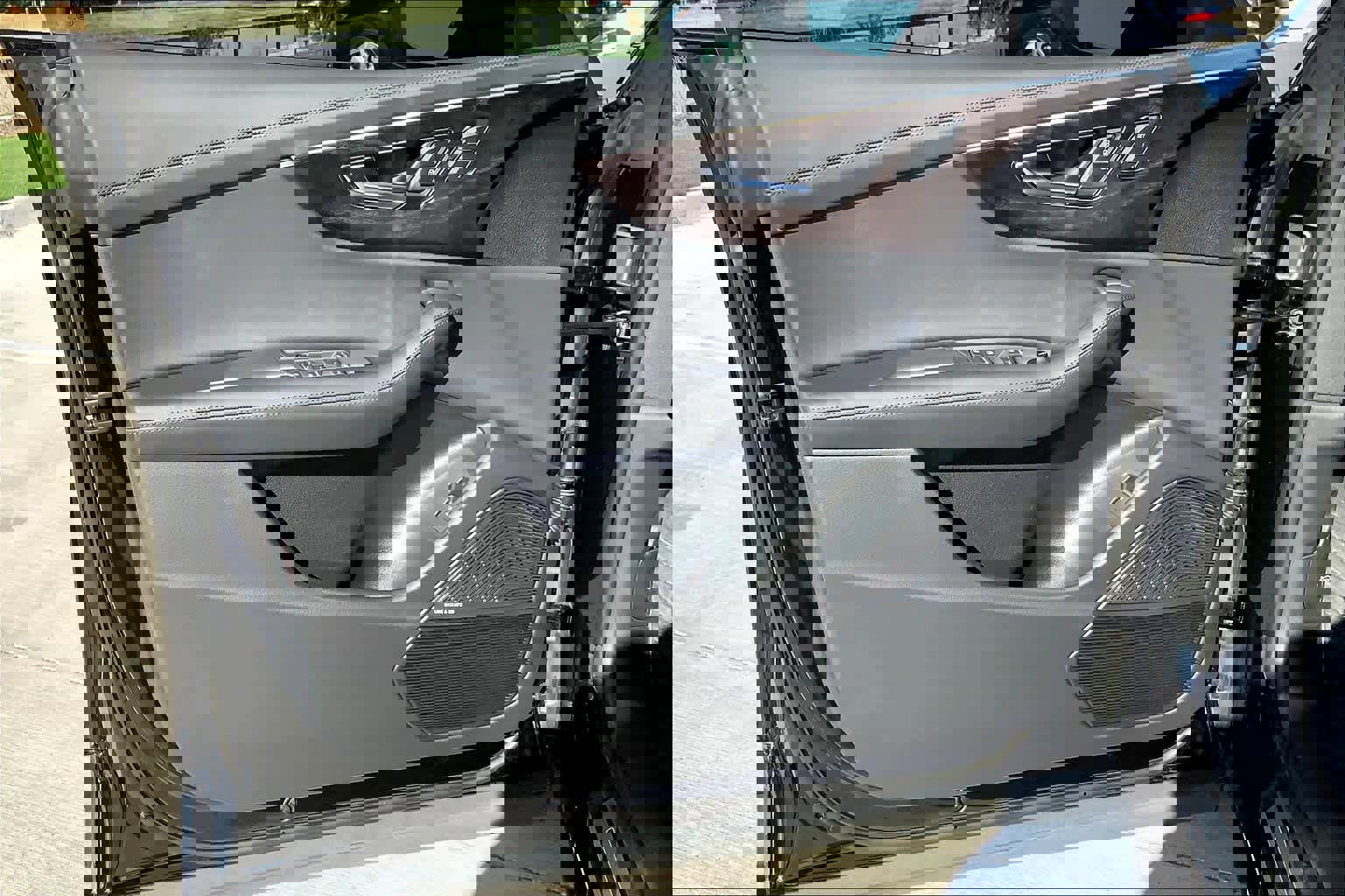 Used 2023 Audi Q8 Prestige w/ Prestige Package image 20