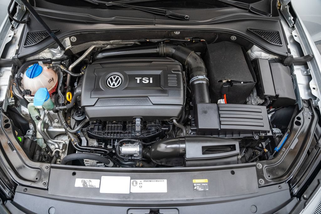 Used 2016 Volkswagen Passat 1.8T R-Line w/ R-Line Lighting Package FWD image 20