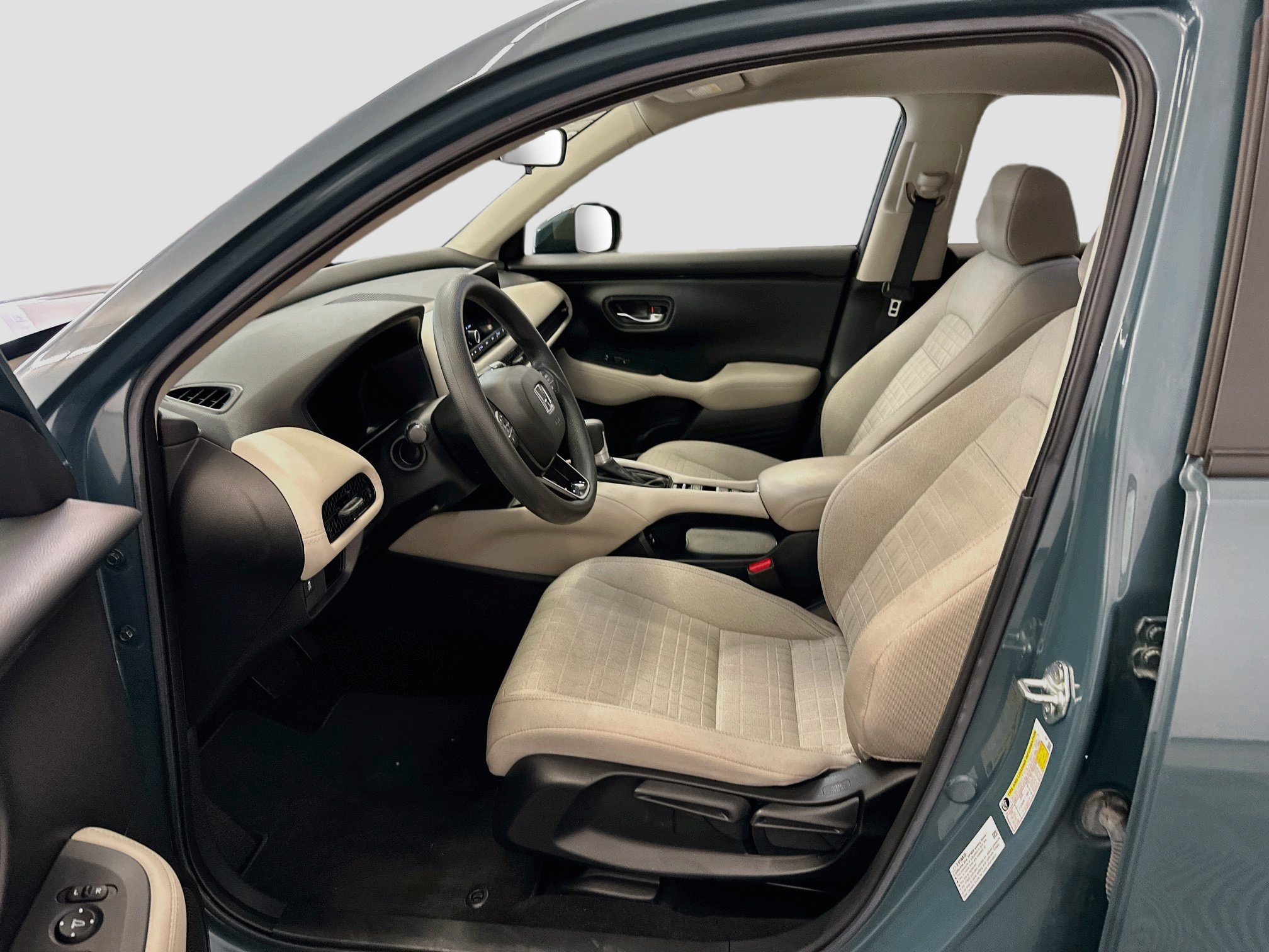 Used 2024 Honda HR-V LX image 13