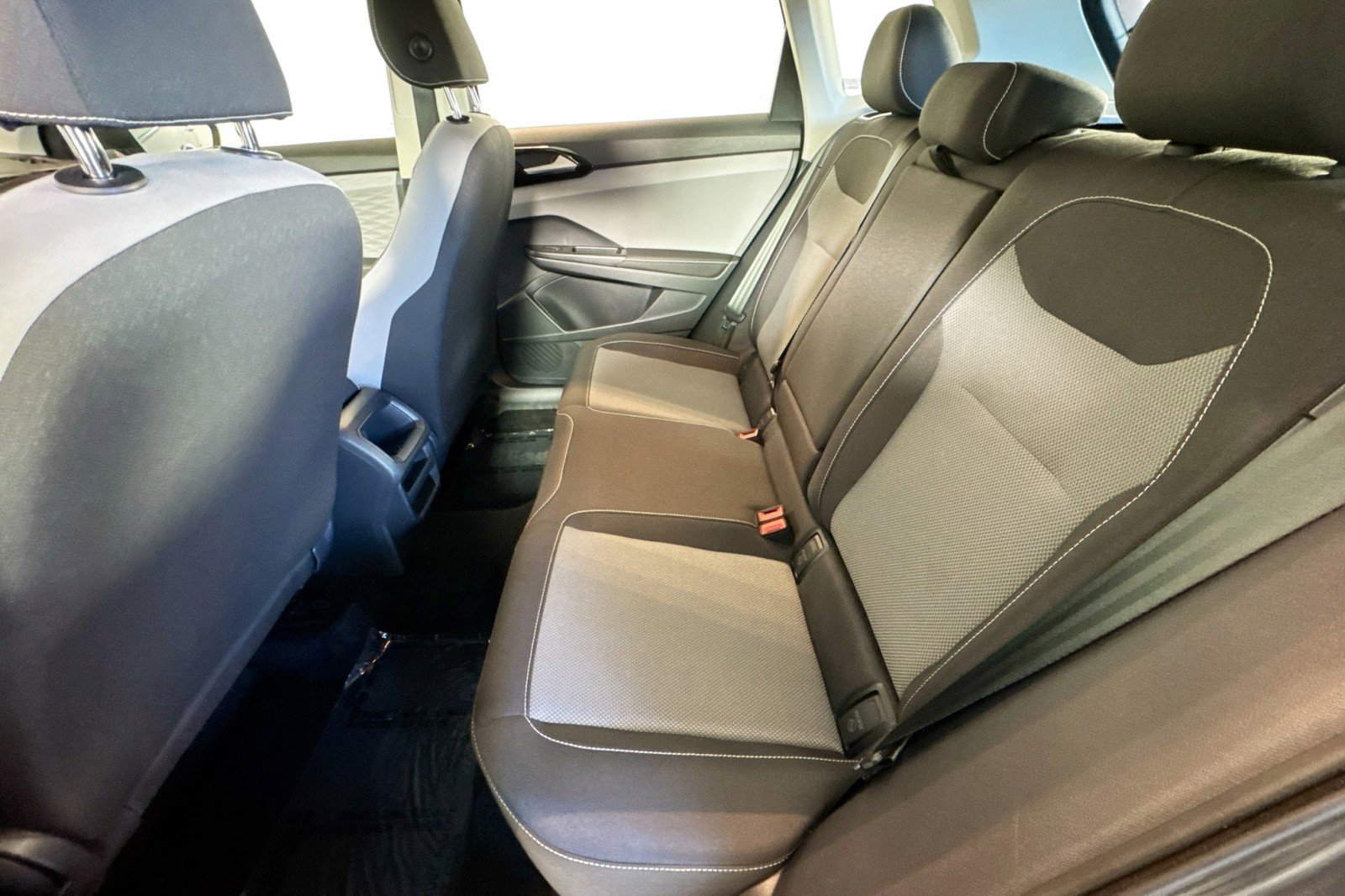 Used 2024 Volkswagen Taos S image 21