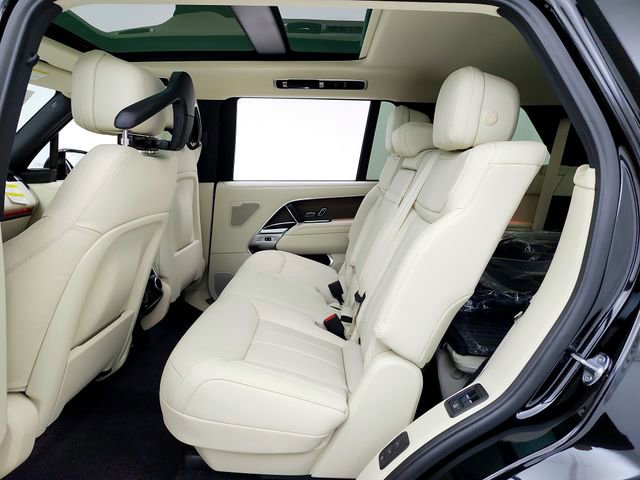 New 2026 Land Rover Range Rover Long Wheelbase SE AWD/4WD image 28
