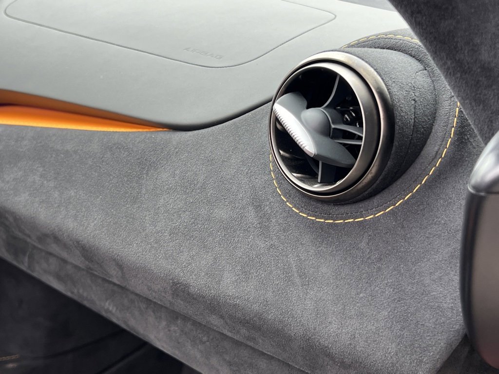 Used 2021 McLaren 720S Luxury image 39