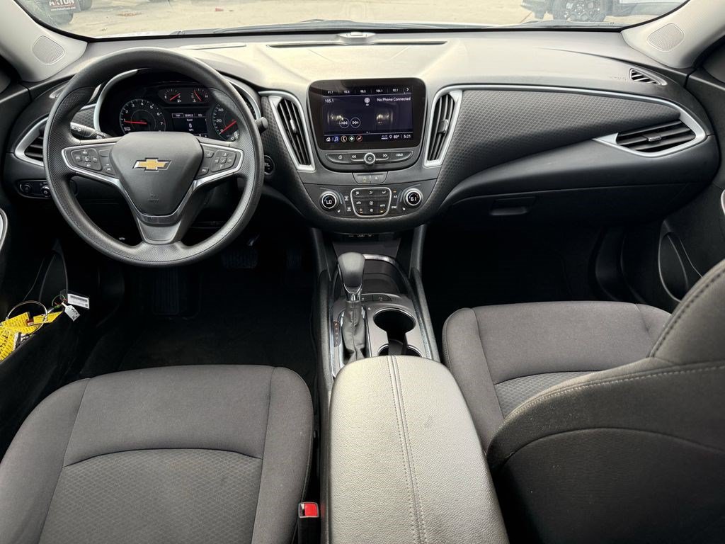 Used 2024 Chevrolet Malibu LT FWD image 13