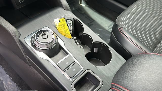 Used 2024 Ford Escape ST-Line w/ Tech Pack #1 FWD image 29