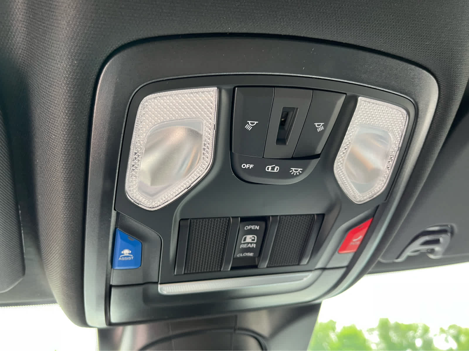 New 2026 RAM 3500 Tradesman AWD/4WD image 21