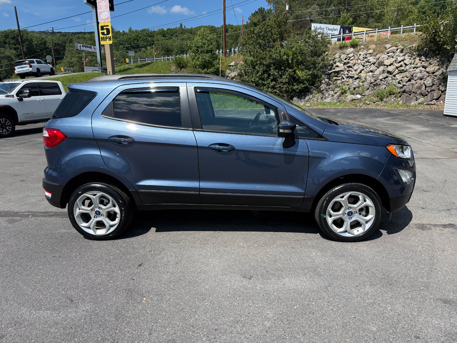 Used 2022 Ford EcoSport SE w/ SE Convenience Package AWD/4WD image 6