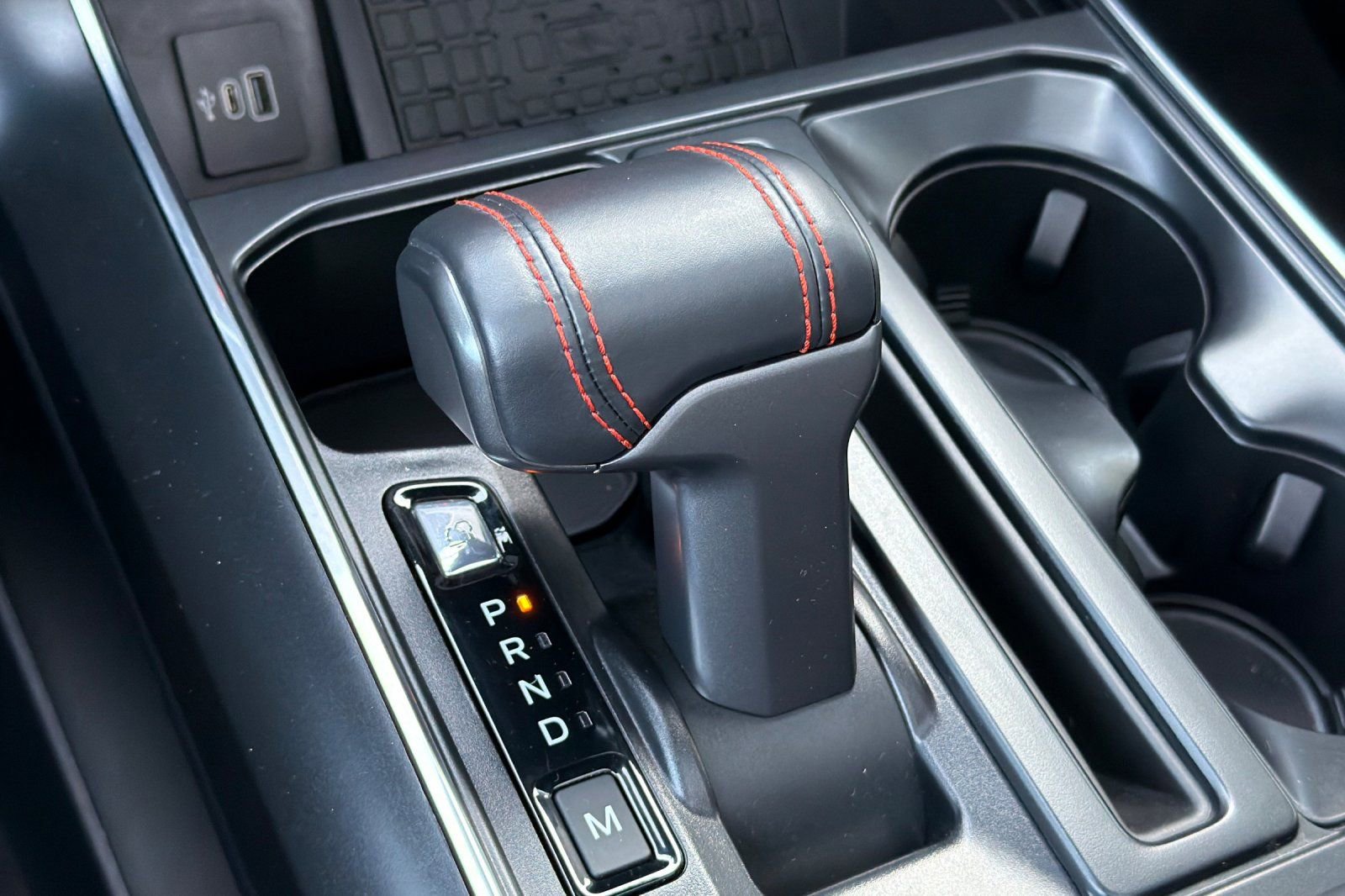 Used 2025 Ford F150 Raptor image 21
