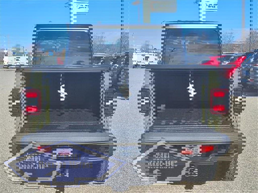 New 2026 Jeep Gladiator Mojave w/ Safety Group image 5