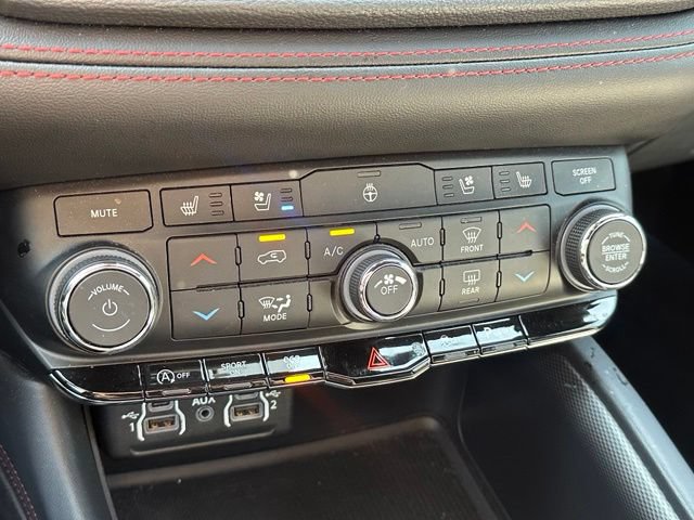 Used 2023 Dodge Durango GT AWD/4WD image 29