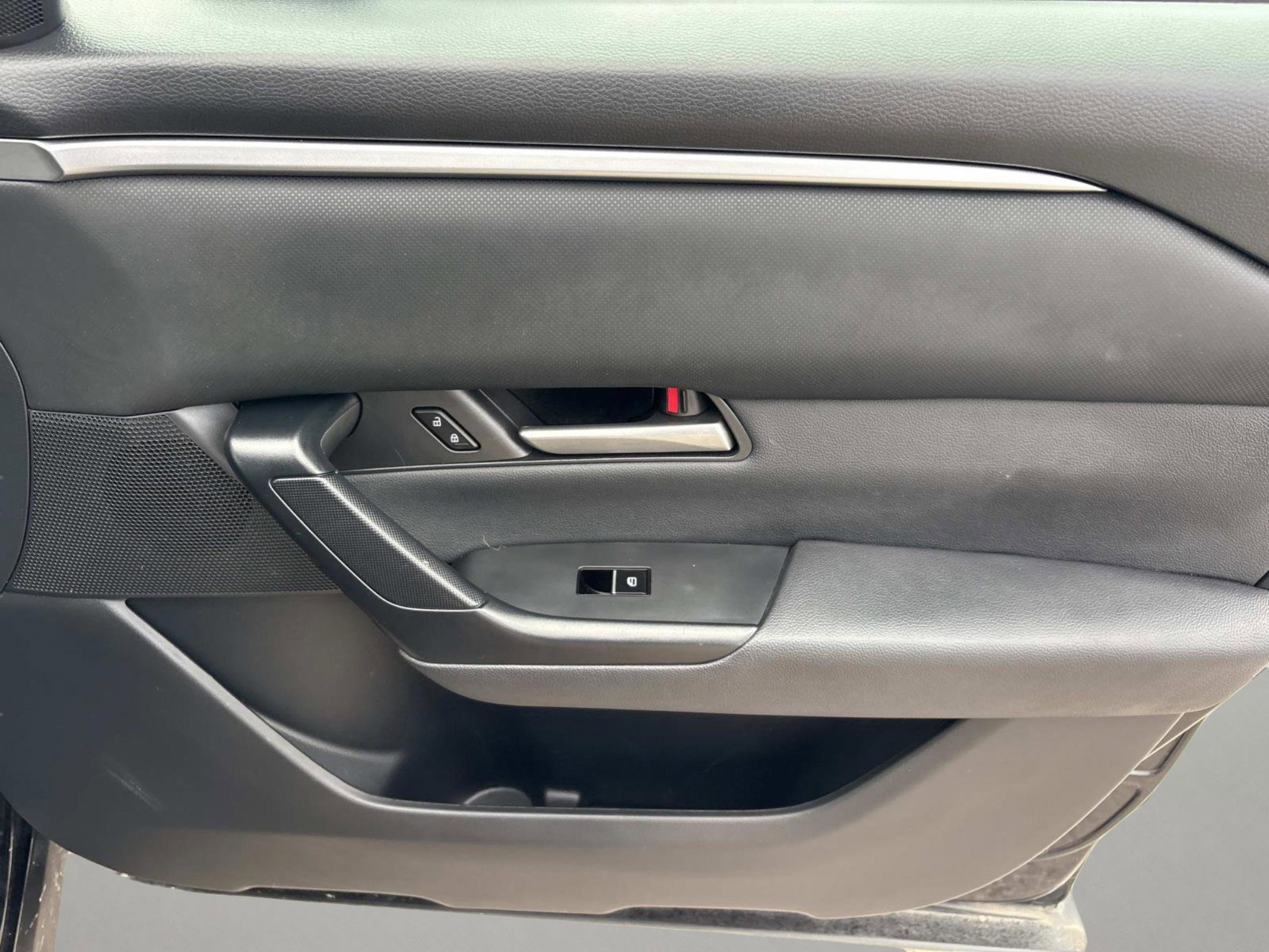 Used 2024 MAZDA CX-50 AWD 2.5 S w/ Preferred Package image 23