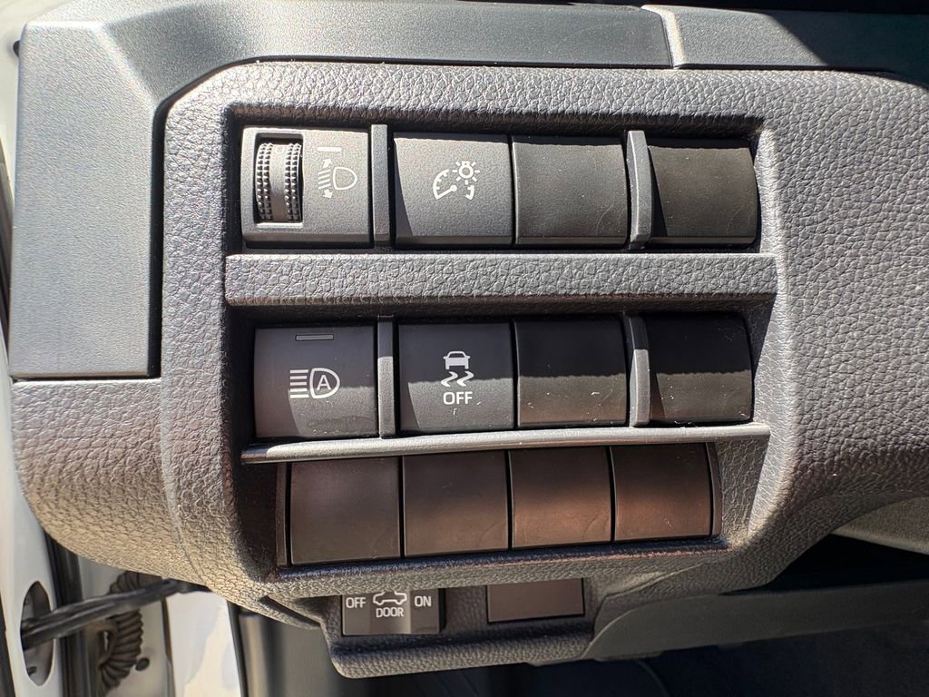 Used 2024 Toyota Tacoma SR image 19
