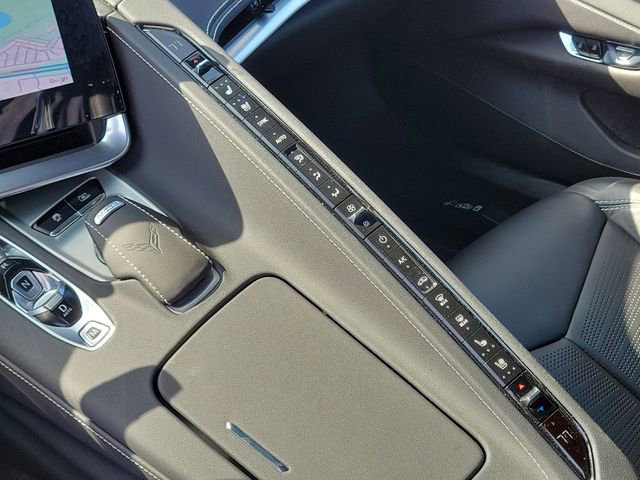 Used 2025 Chevrolet Corvette Stingray Preferred Conv w/ Z51 Performance Package RWD image 24