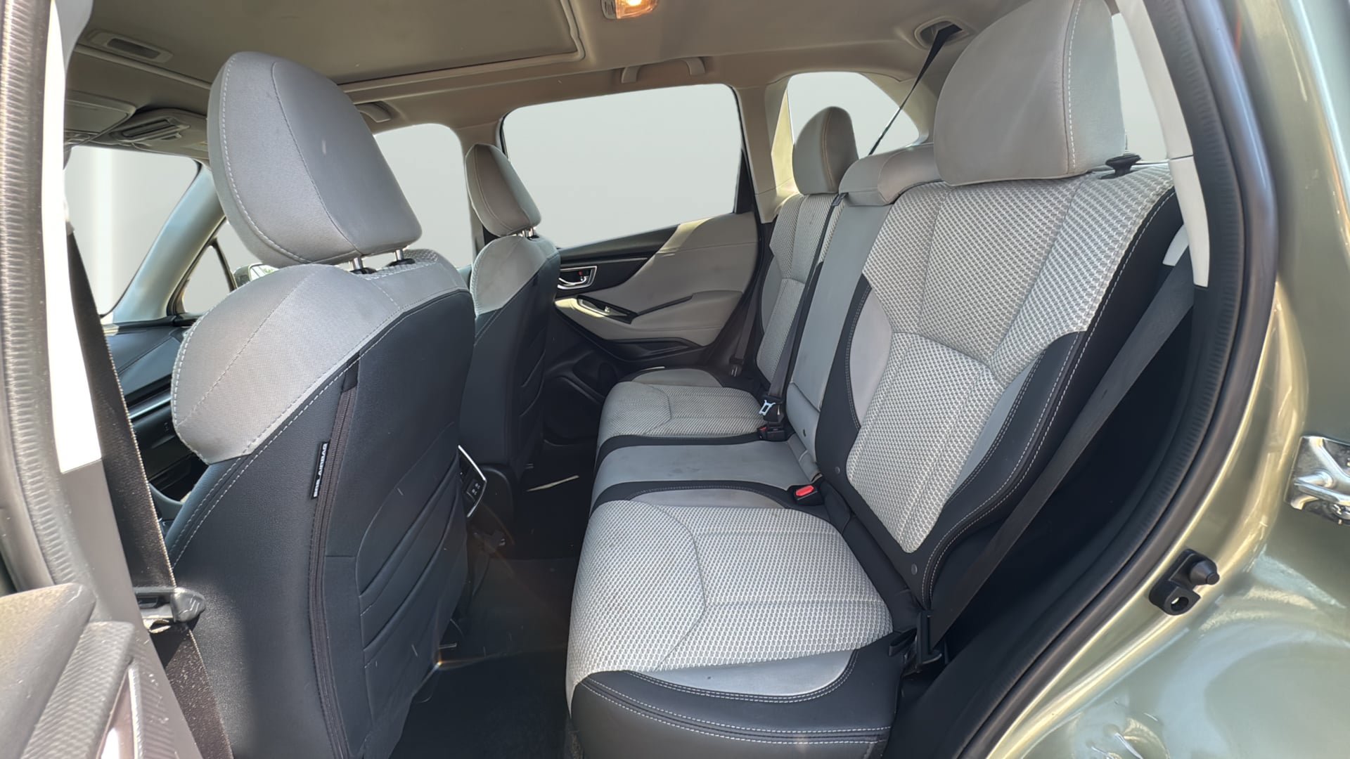 Used 2019 Subaru Forester Premium AWD/4WD image 33