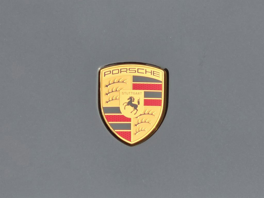 Certified 2025 Porsche Macan 4S Electric image 27