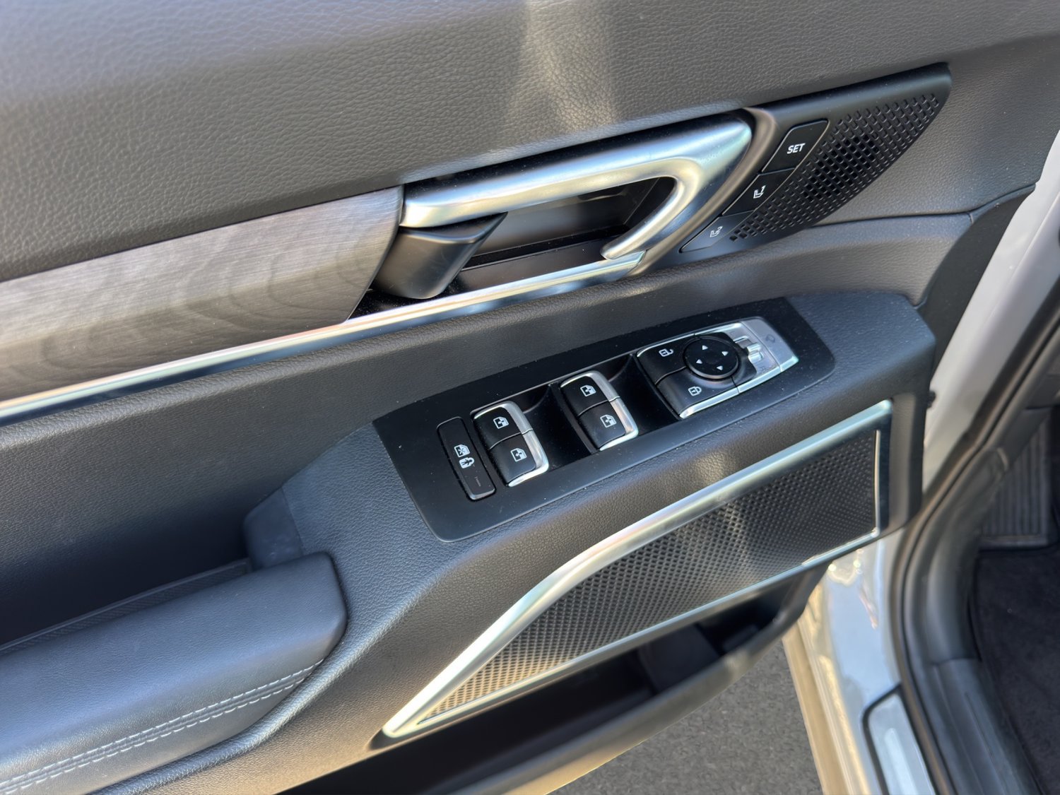 Used 2024 Kia Telluride SX X-Pro AWD/4WD image 12